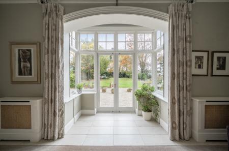 1374924-18-6909ed...