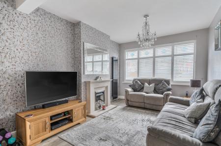 1381704-11-691733...