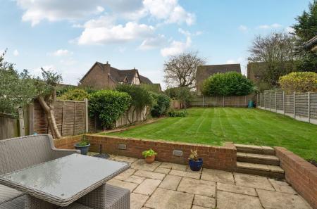 1382516-23-691b49...