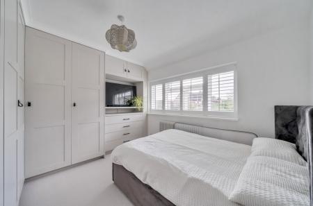 1382516-14-691b49...