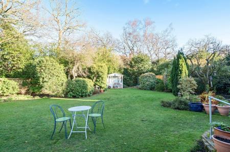 1384841-1-69454e8...