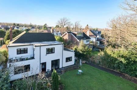 1384841-7-69455c7...