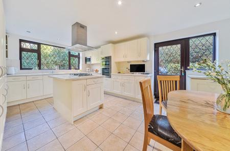 1384841-6-694559f...