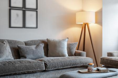 1401464-32-697208...