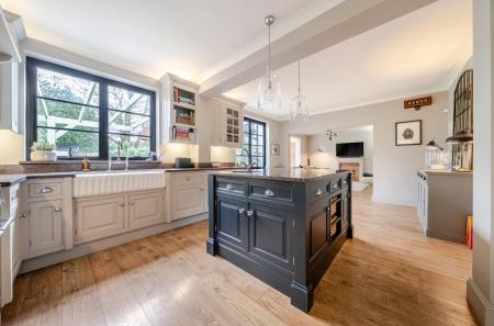 1401464-15-697206...