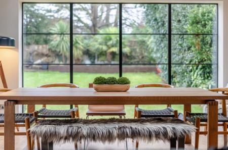 1401464-30-697207...