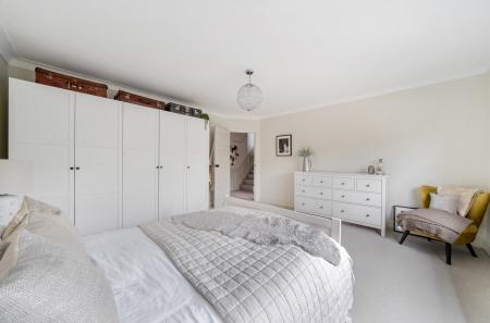 1401464-7-6972061...