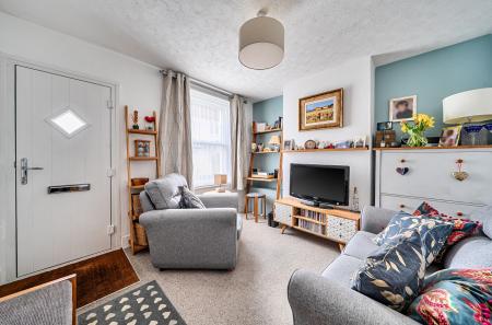 1403771-2-697b6aa...