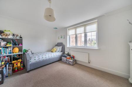 1403957-7-697caf4...