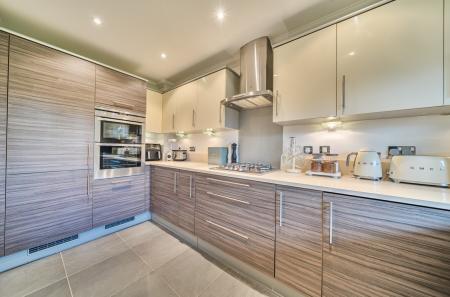 1403957-9-697caf6...