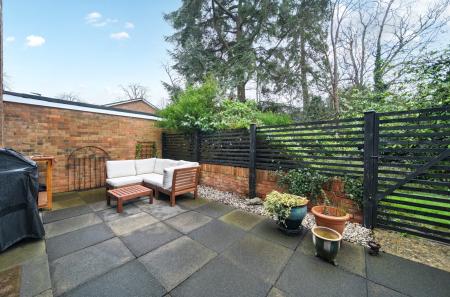 1407570-13-6984f7...