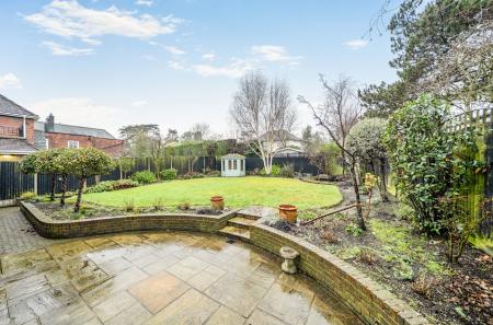 1409844-4-6984d6f...