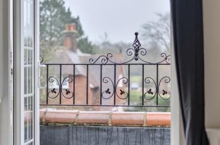 1409844-30-6984ef...