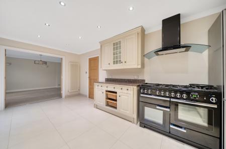 1409844-24-6984ef...