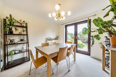 1434233-9-69c2a71...