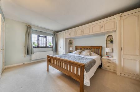 1434233-3-69c2a6c...