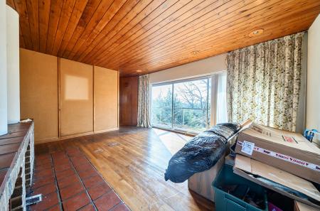 1417104-4-699ef81...