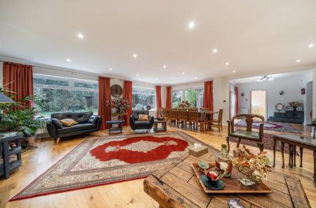 1421261-13-69a8b8...