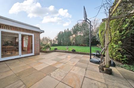 1421261-18-69a8b8...