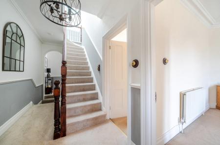 1423067-12-69a9d1...