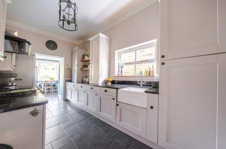 1423067-36-69a9d3...