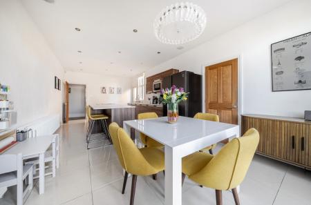 1430349-12-69badf...