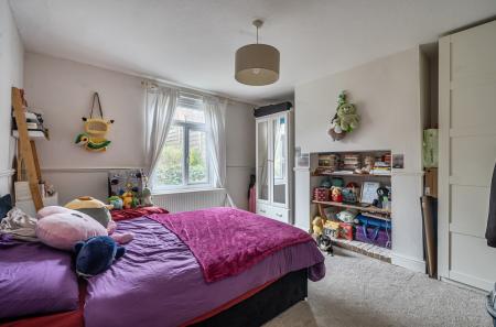 1410600-8-69984ab...