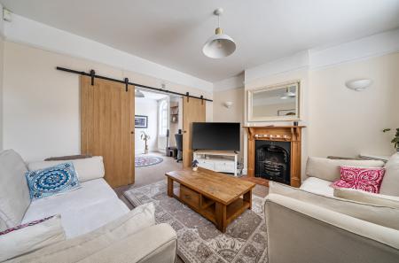 1417162-8-6995da2...