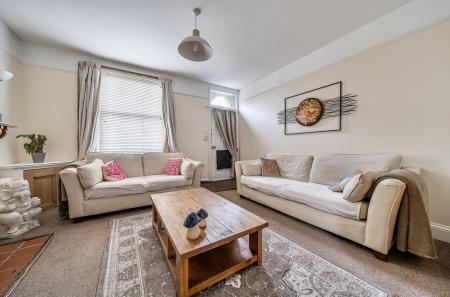 1417162-9-6995da2...