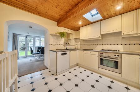 1417162-12-6995da...