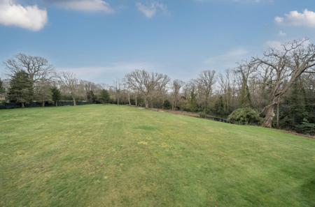 1410505-40-69b7dd...