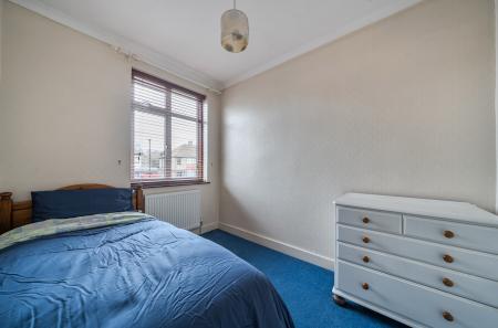 1416791-4-6995e28...