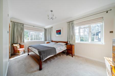 1411098-18-69a8ae...