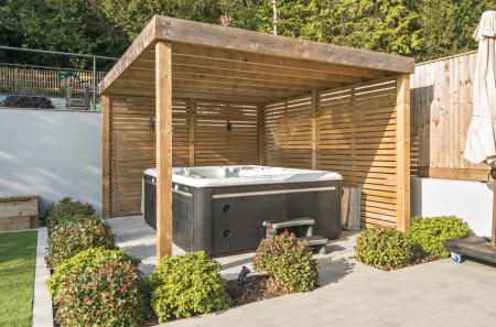 1411098-9-69a8ae5...