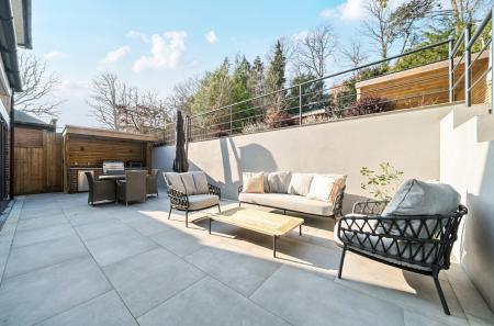 1411098-28-69a8af...