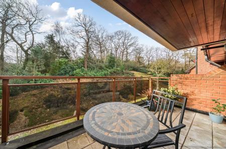 1425461-4-69b2903...