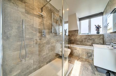 1429970-3-69c1982...