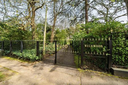 1429970-1-69c198f...