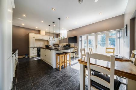 1429970-16-69c198...