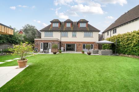 1429598-16-69e267...