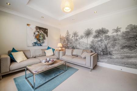 1429598-12-69e266...