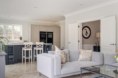 1429598-4-69e2657...