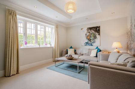 1429598-11-69e266...