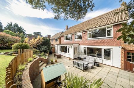 1433958-7-69c553f...