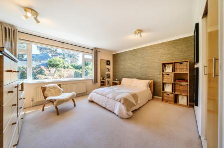 1433958-19-69c554...