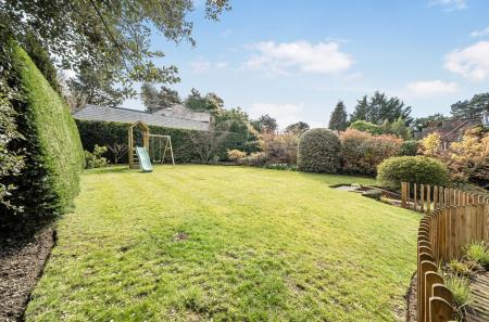 1433958-8-69c5543...