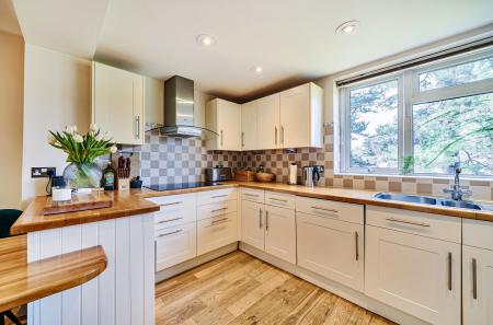 1433958-35-69c559...