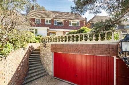 1433958-16-69c554...