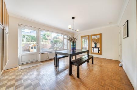 1433958-37-69c559...