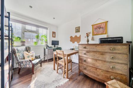 1424142-14-69af07...